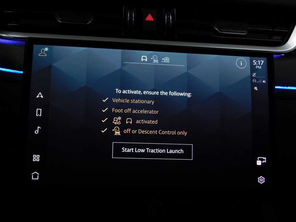 Used 2024 Jaguar F-PACE SVR image 67