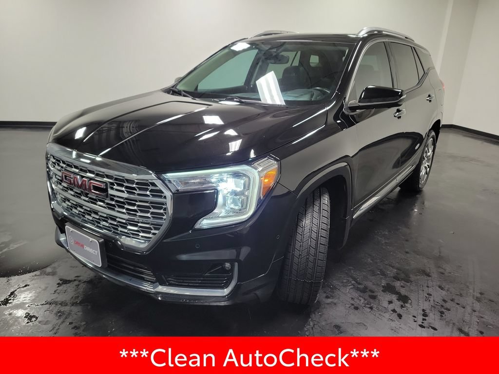 Used 2022 GMC Terrain Denali w/ LPO, Floor Liner Package AWD/4WD image 4