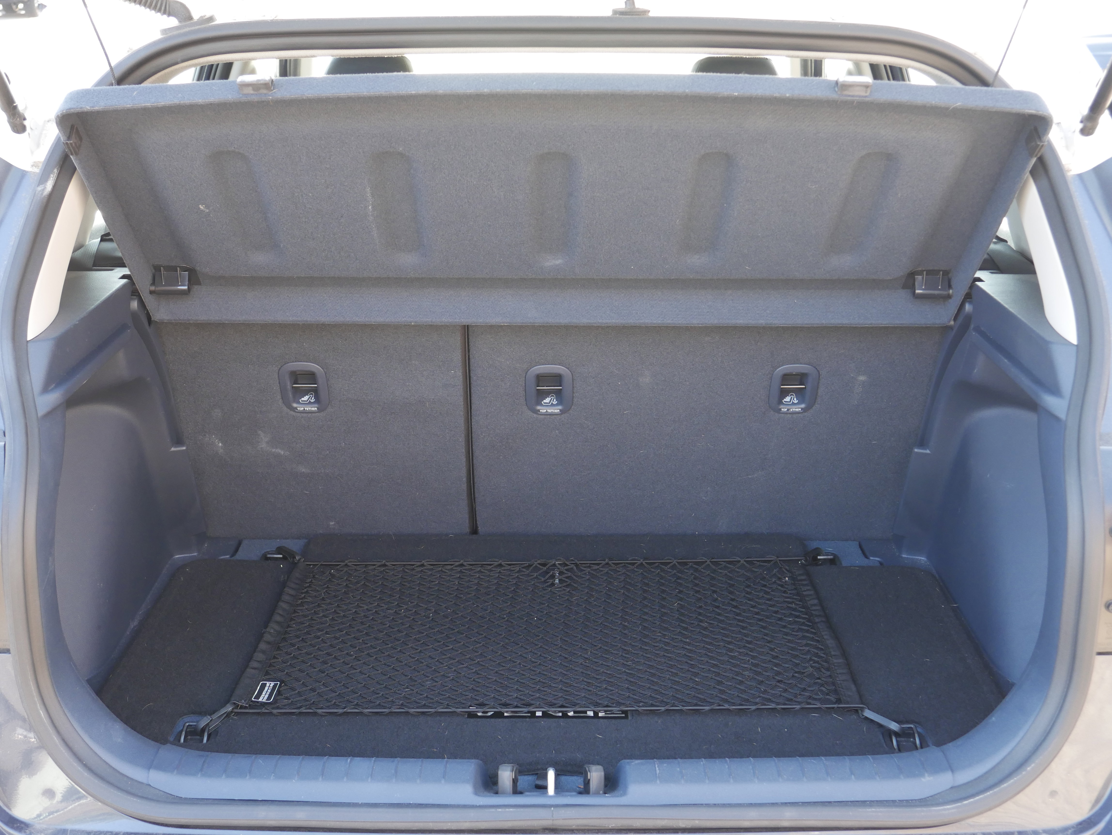 Used 2024 Hyundai Venue Limited FWD image 6