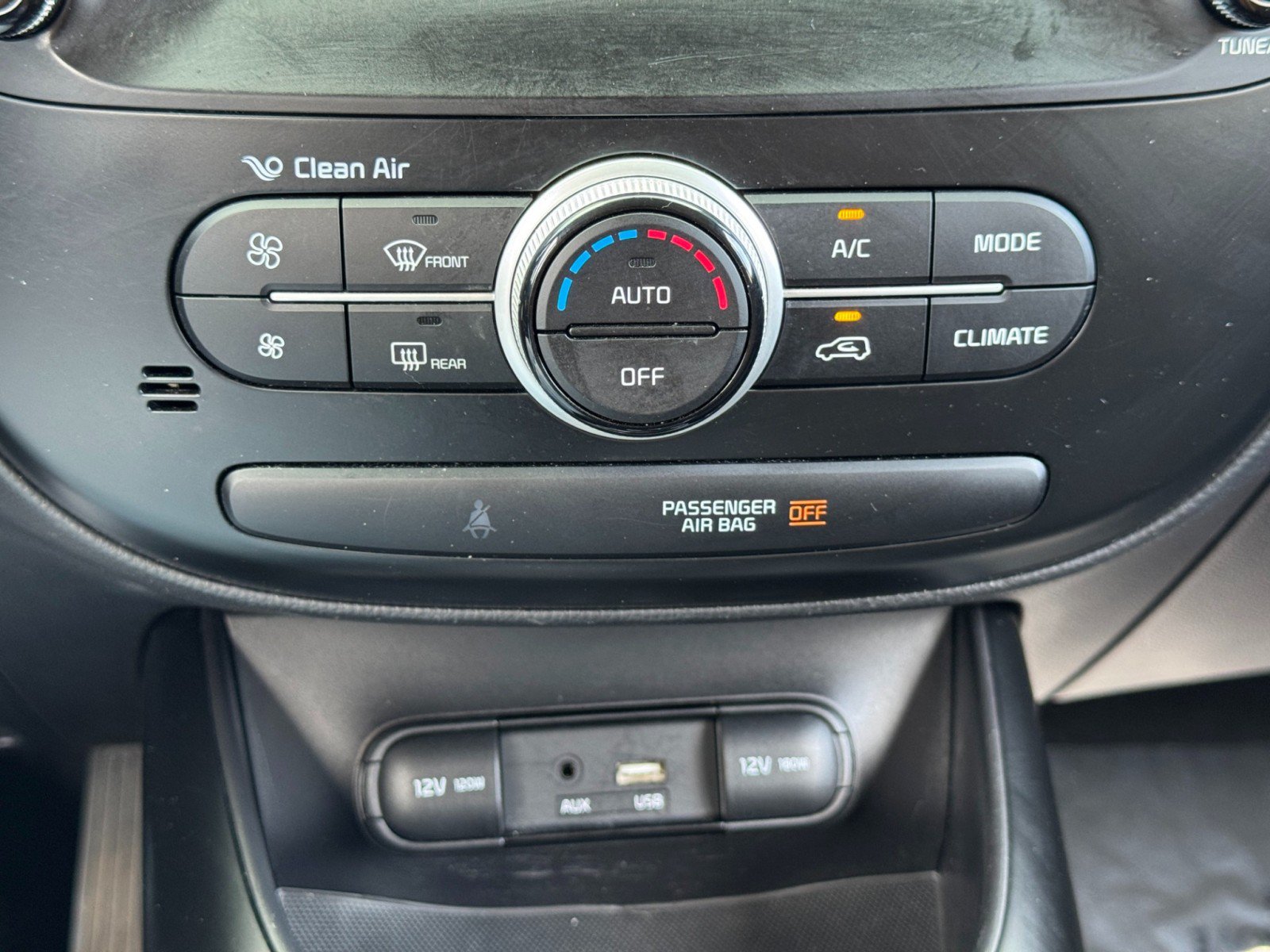 Used 2019 Kia Soul + FWD image 24