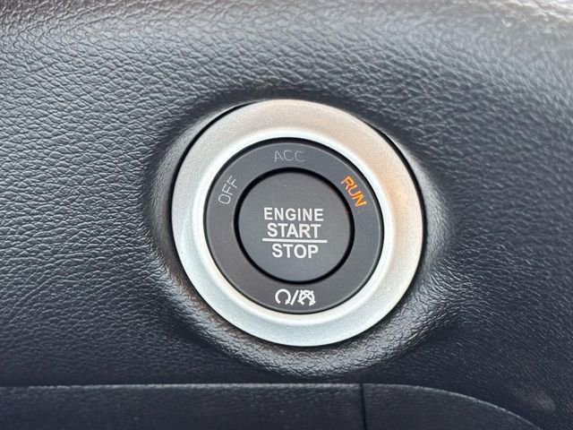 New 2027 Chrysler Pacifica Select FWD image 21