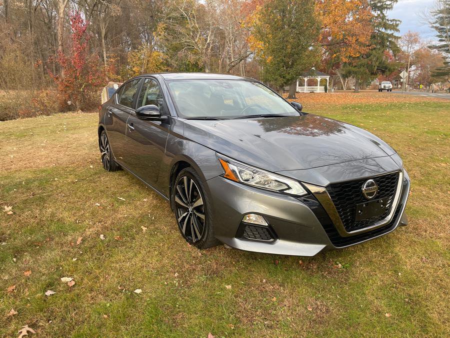 Used 2021 Nissan Altima 2.5 SR w/ SR Premium Package image 1