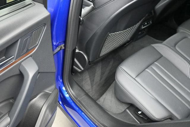Used 2023 Audi Q5 e Prestige w/ Prestige Package AWD/4WD image 27