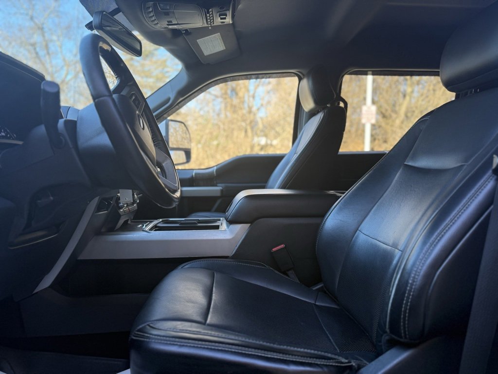 Used 2017 Ford F250 Lariat w/ Lariat Value Package image 18