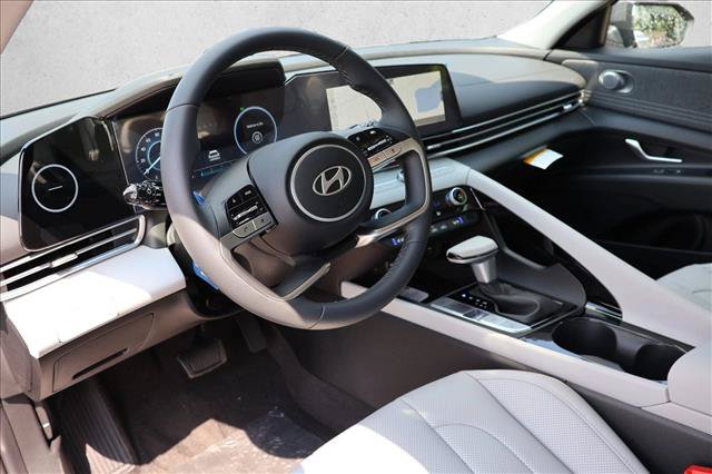 New 2026 Hyundai Elantra Limited FWD image 10