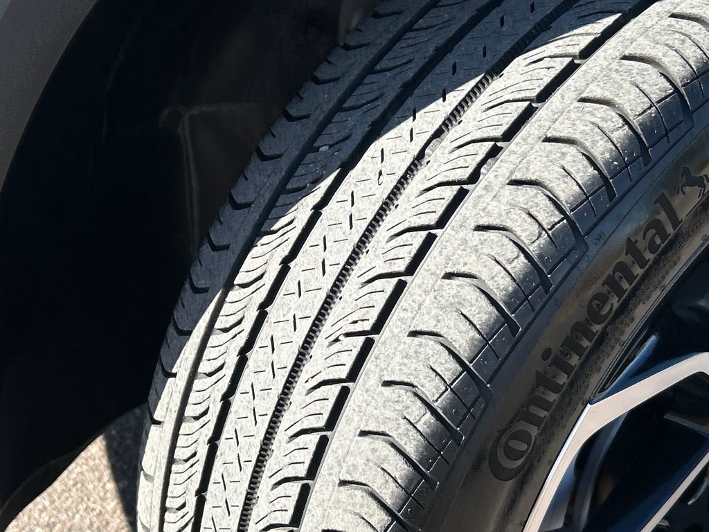 Used 2024 Chevrolet Trax RS w/ Driver Confidence Package image 24