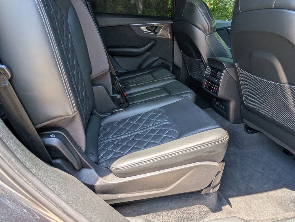 Used 2021 Audi SQ7 Premium Plus AWD/4WD image 26