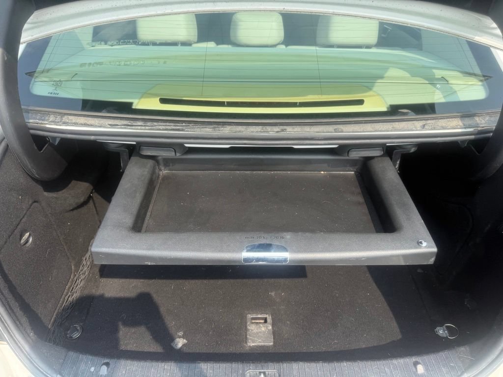 Used 2014 Mercedes-Benz E 350 4MATIC Sedan image 43