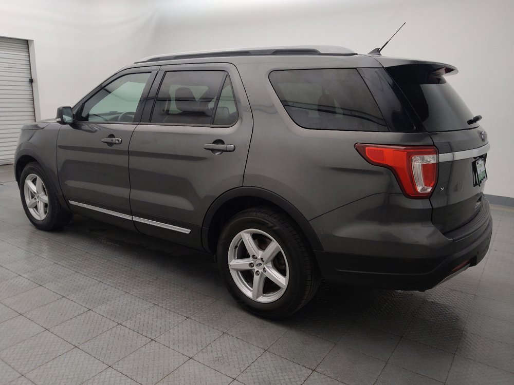 Used 2019 Ford Explorer XLT w/ Equipment Group 201A image 3
