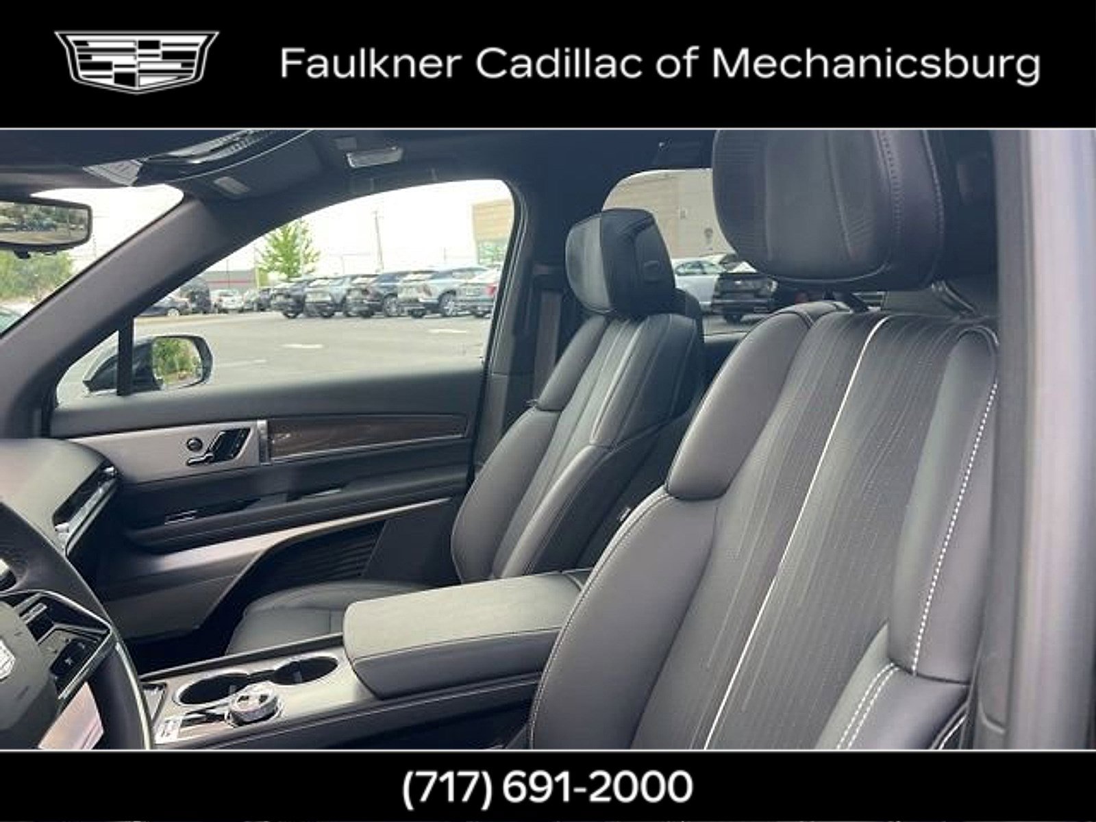 Certified 2026 Cadillac Vistiq Premium Luxury w/ LPO, Floor Liner Package AWD/4WD image 20