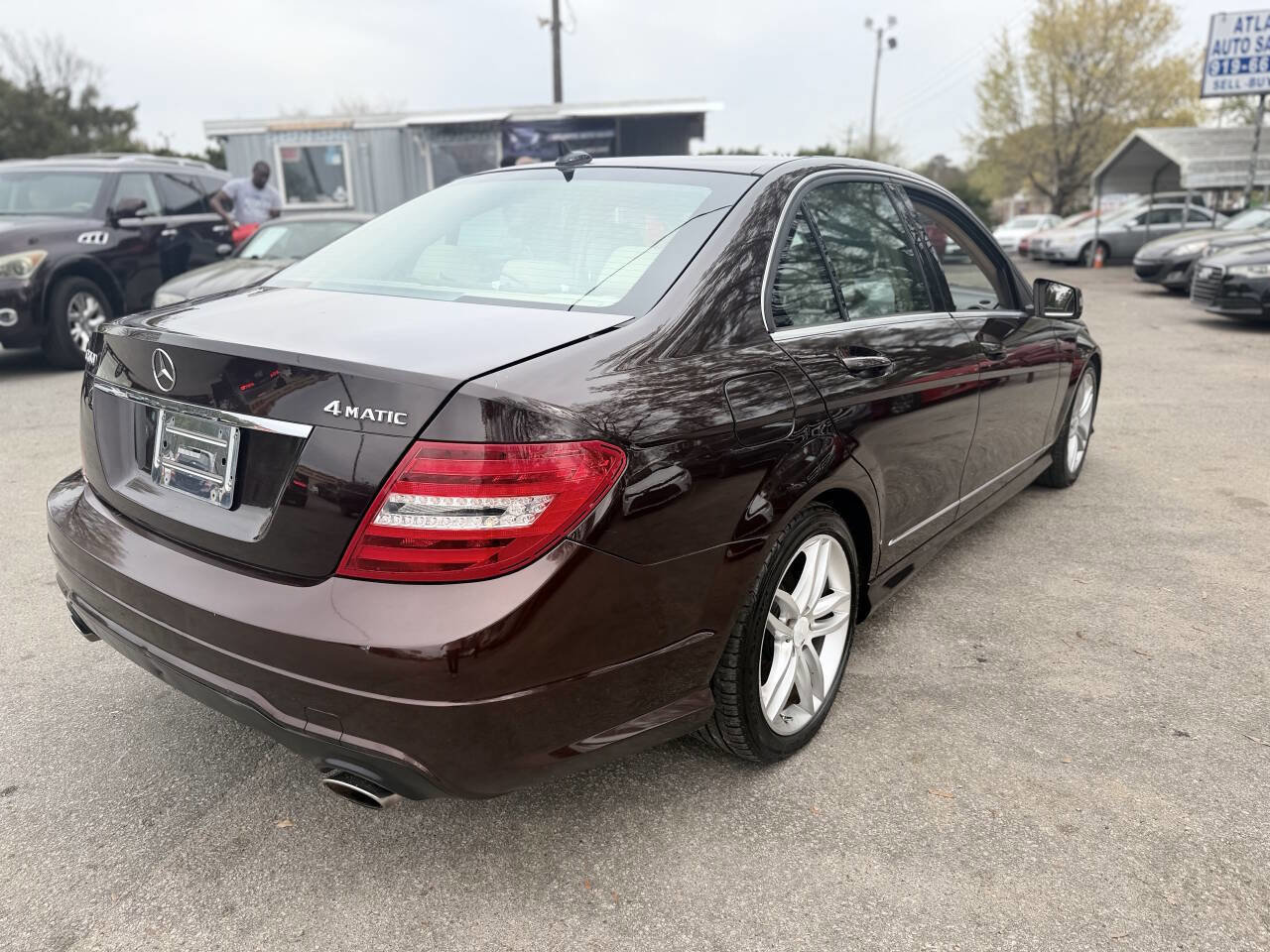 Used 2012 Mercedes-Benz C 300 4MATIC Sedan image 5