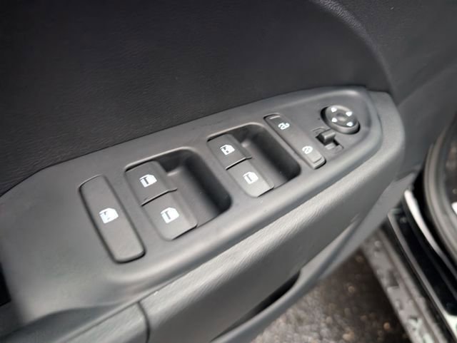 New 2026 Hyundai Venue SE image 16