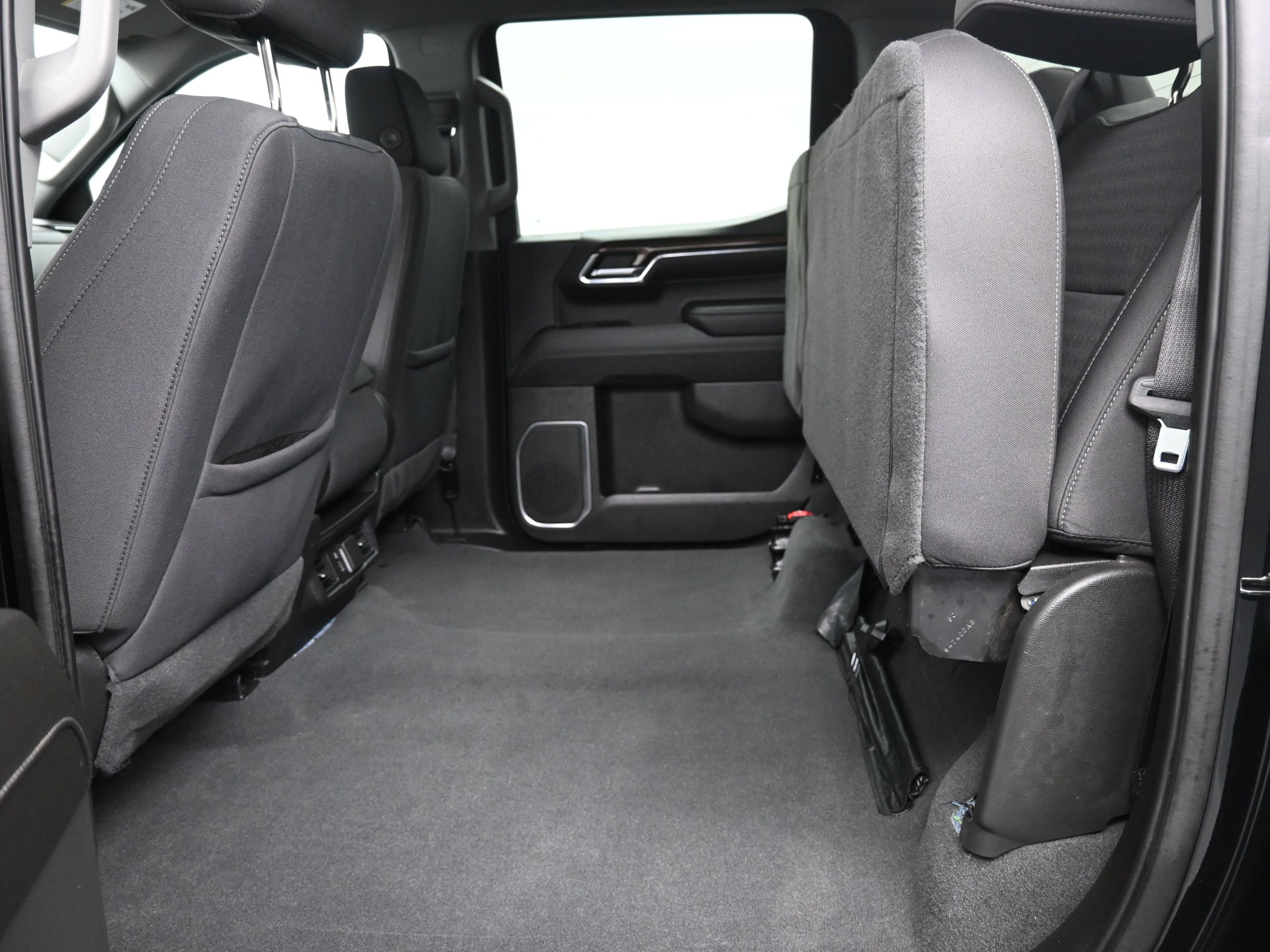 Used 2023 Chevrolet Silverado 1500 LT image 23