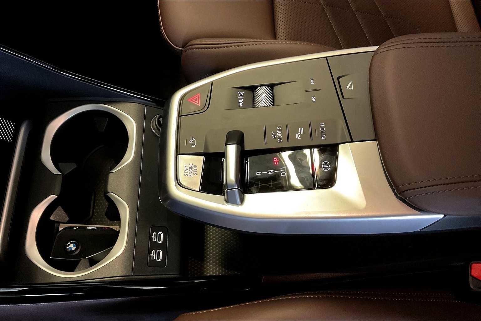 Used 2025 BMW X1 xDrive28i w/ Technology Package image 11