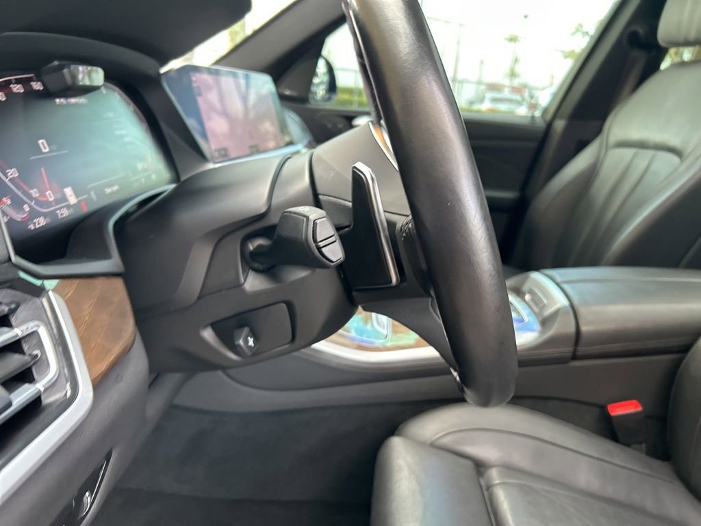 Used 2020 BMW X5 M50i image 50