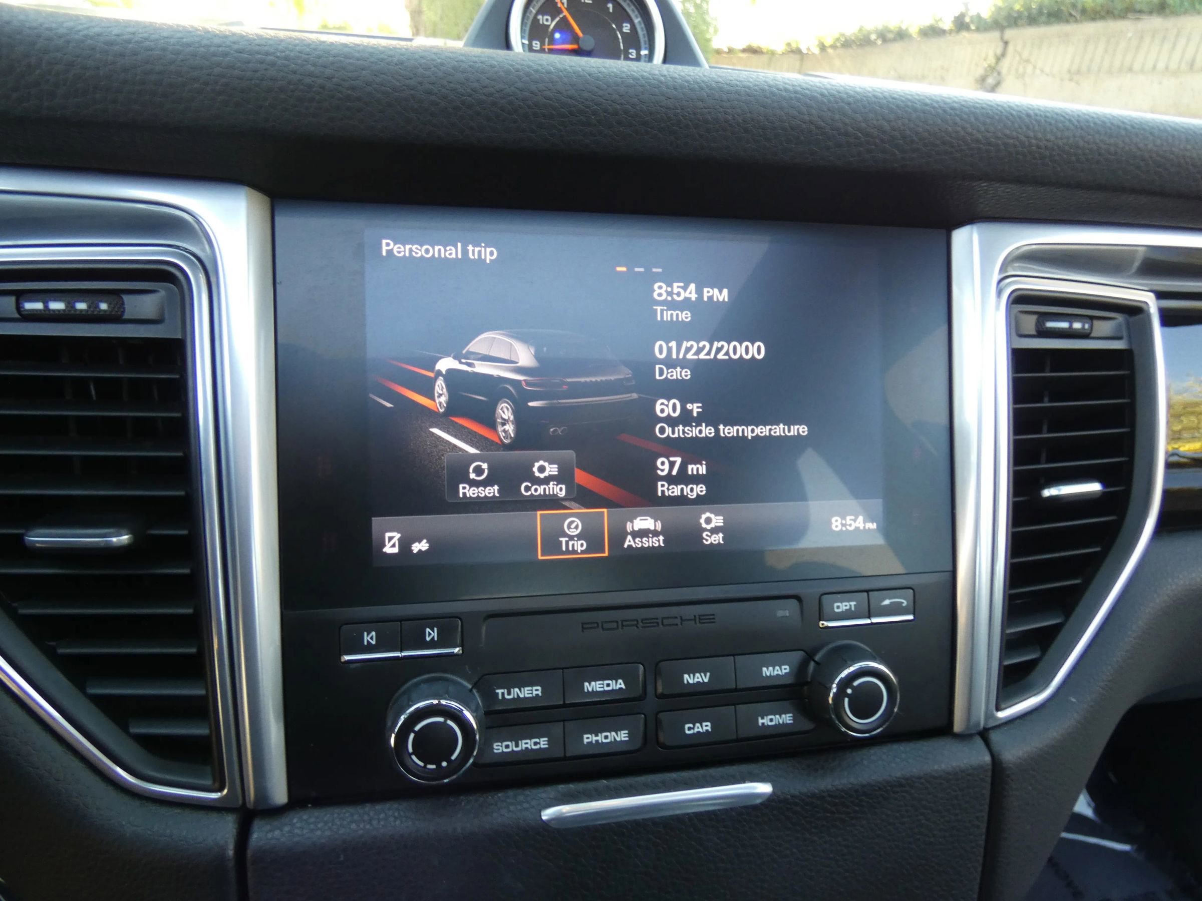 Used 2018 Porsche Macan Sport Edition image 58