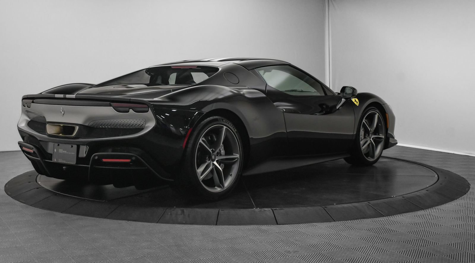 Used 2022 Ferrari 296 GTB RWD image 7