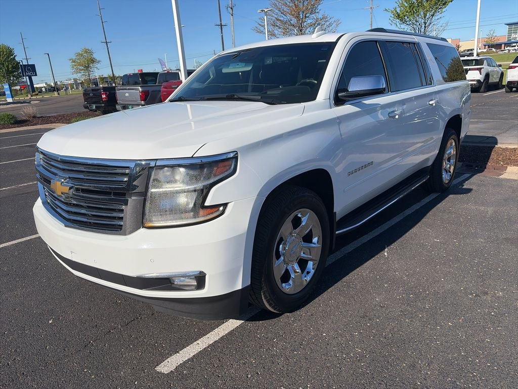 Used 2018 Chevrolet Suburban Premier AWD/4WD image 3