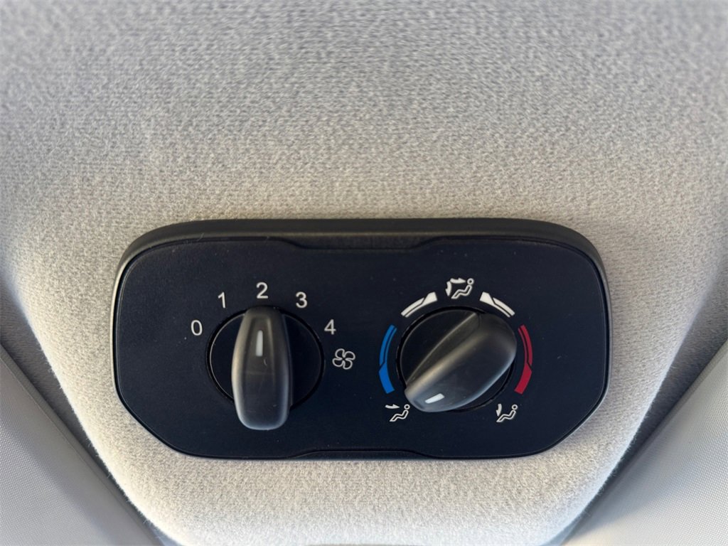 Used 2016 Ford Transit 150 XL image 29