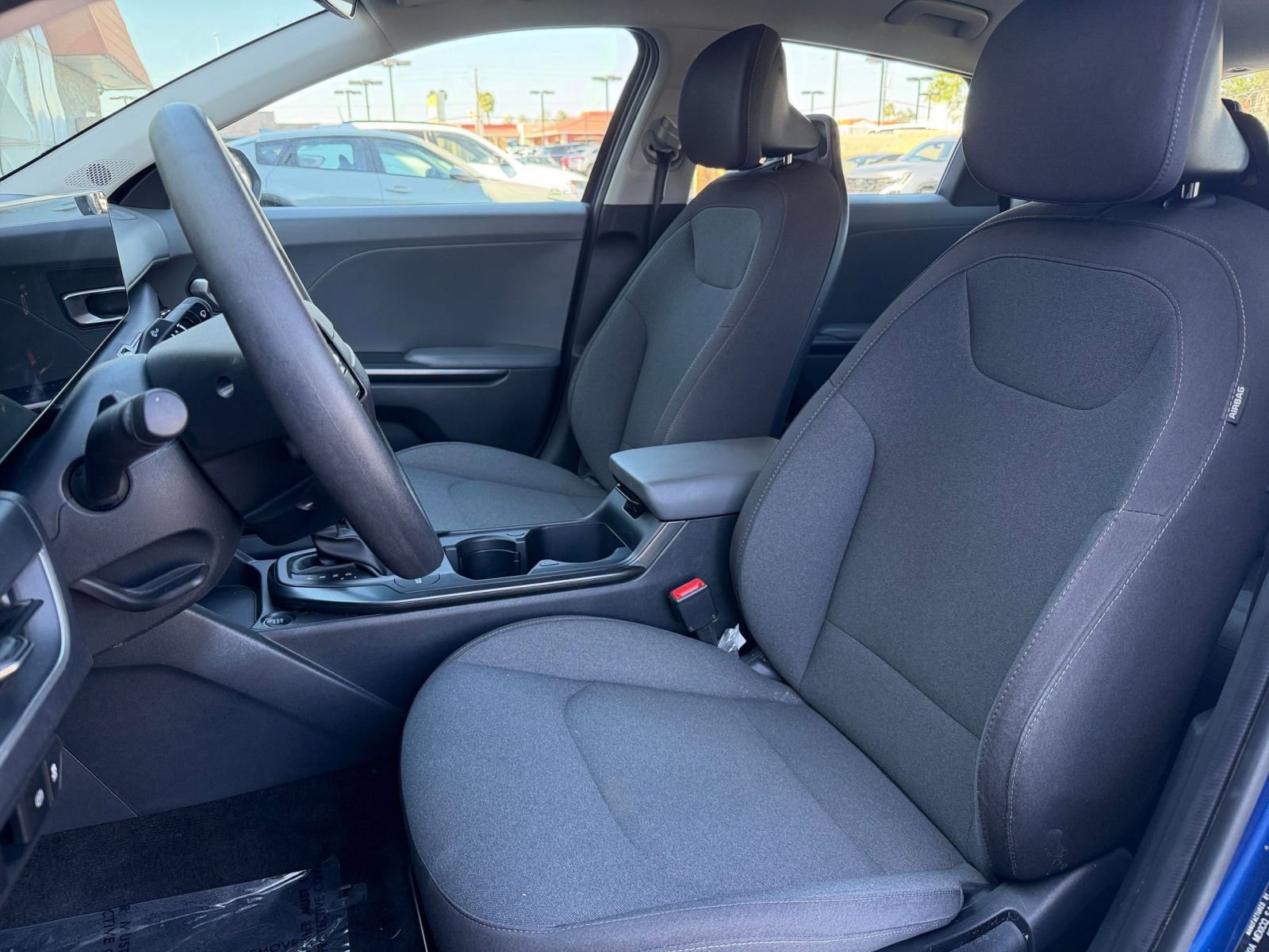 Used 2025 Kia K4 FWD image 35