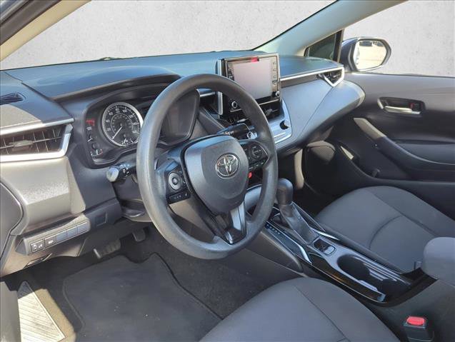 Used 2020 Toyota Corolla LE image 9