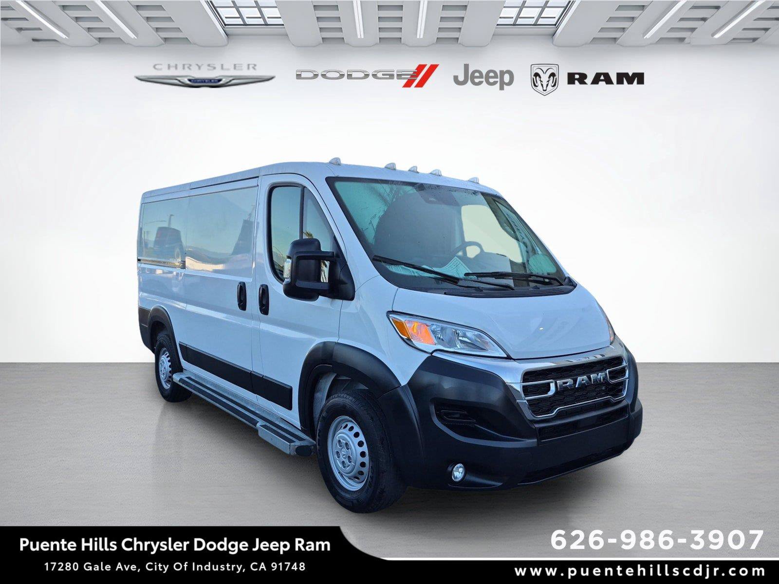Used 2025 RAM ProMaster 2500 w/ U-Haul Equipment Group FWD image 1