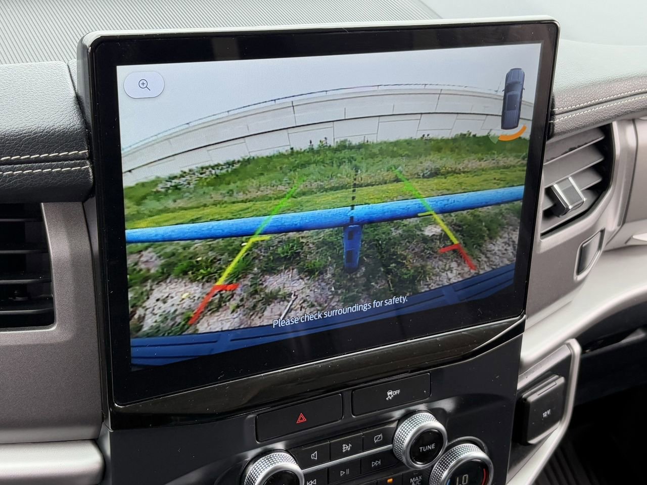 Used 2022 Ford Expedition Max XLT image 21