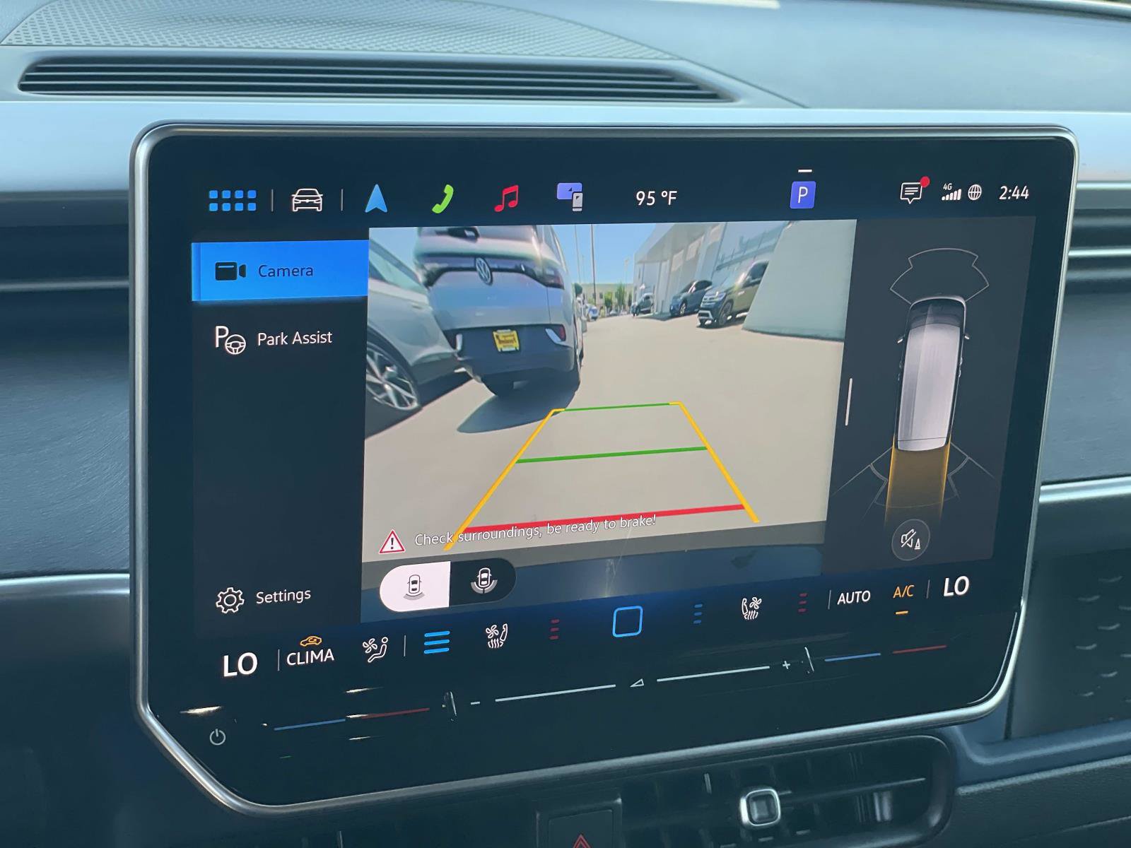 Certified 2025 Volkswagen ID. Buzz Pro S RWD image 16