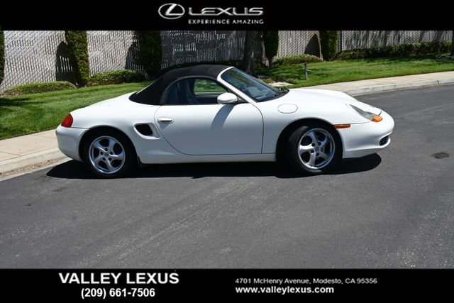 Used 2000 Porsche Boxster RWD image 3