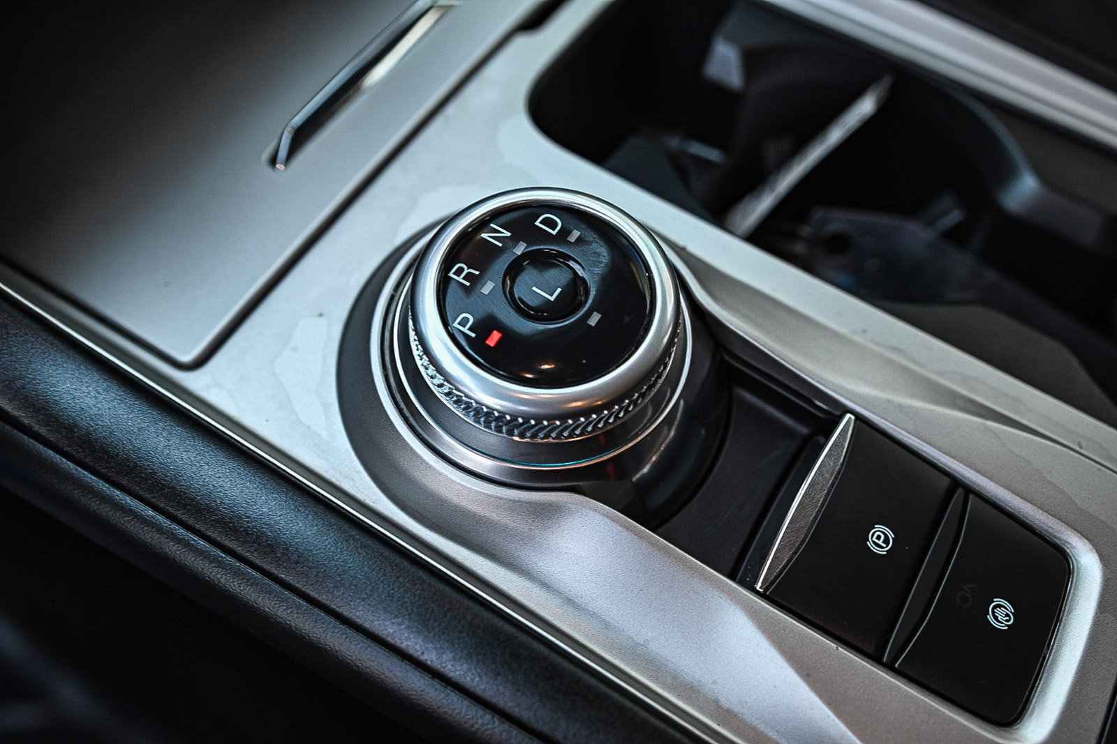 Used 2022 Ford Explorer XLT image 21