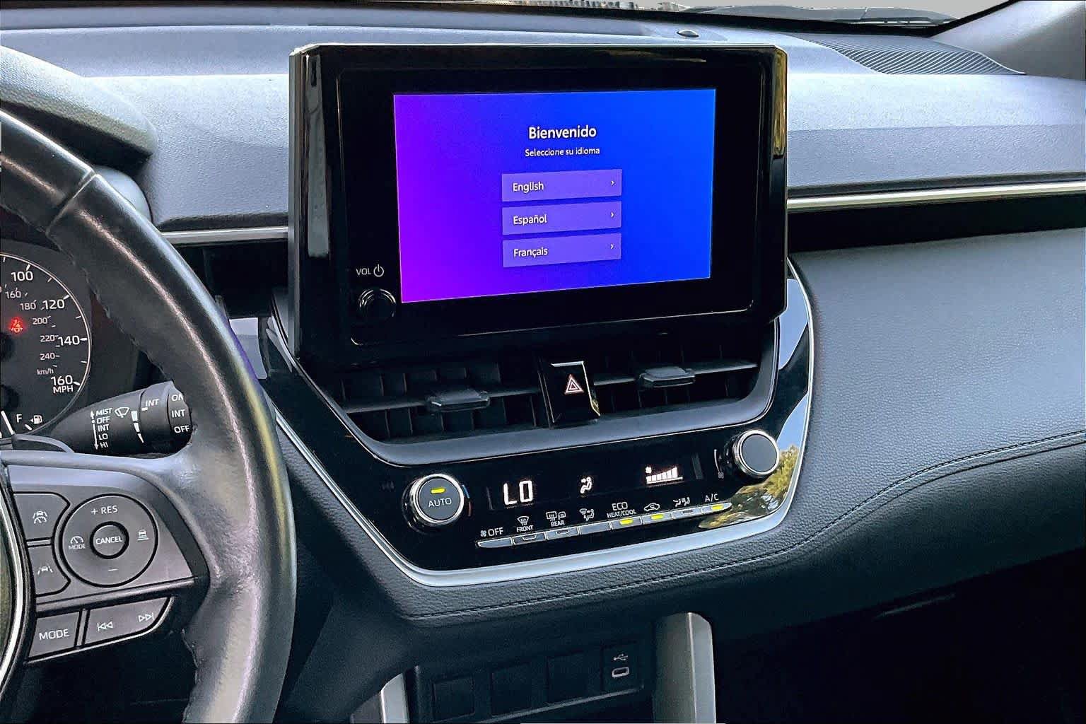 Used 2023 Toyota Corolla Cross AWD Hybrid image 7