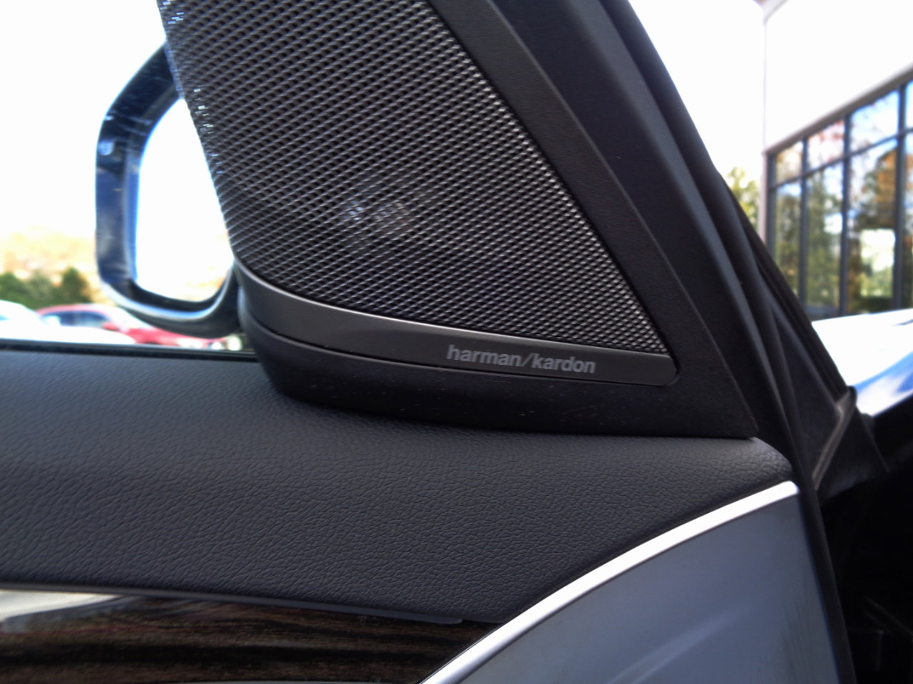 Used 2022 BMW 530i xDrive 530i xDrive Sedan w/ M Sport Package image 16