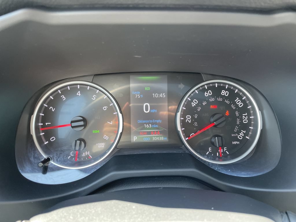 Certified 2022 Toyota RAV4 XLE w/ Convenience Package AWD/4WD image 17