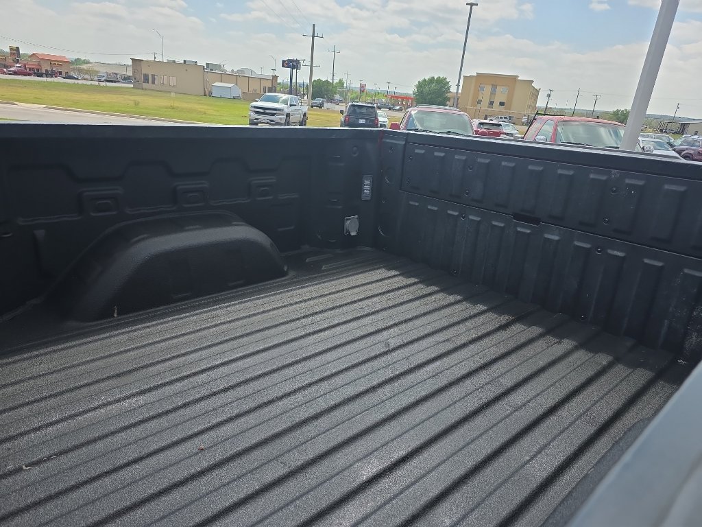 Used 2022 Chevrolet Silverado 1500 LT w/ Texas Edition Plus image 17