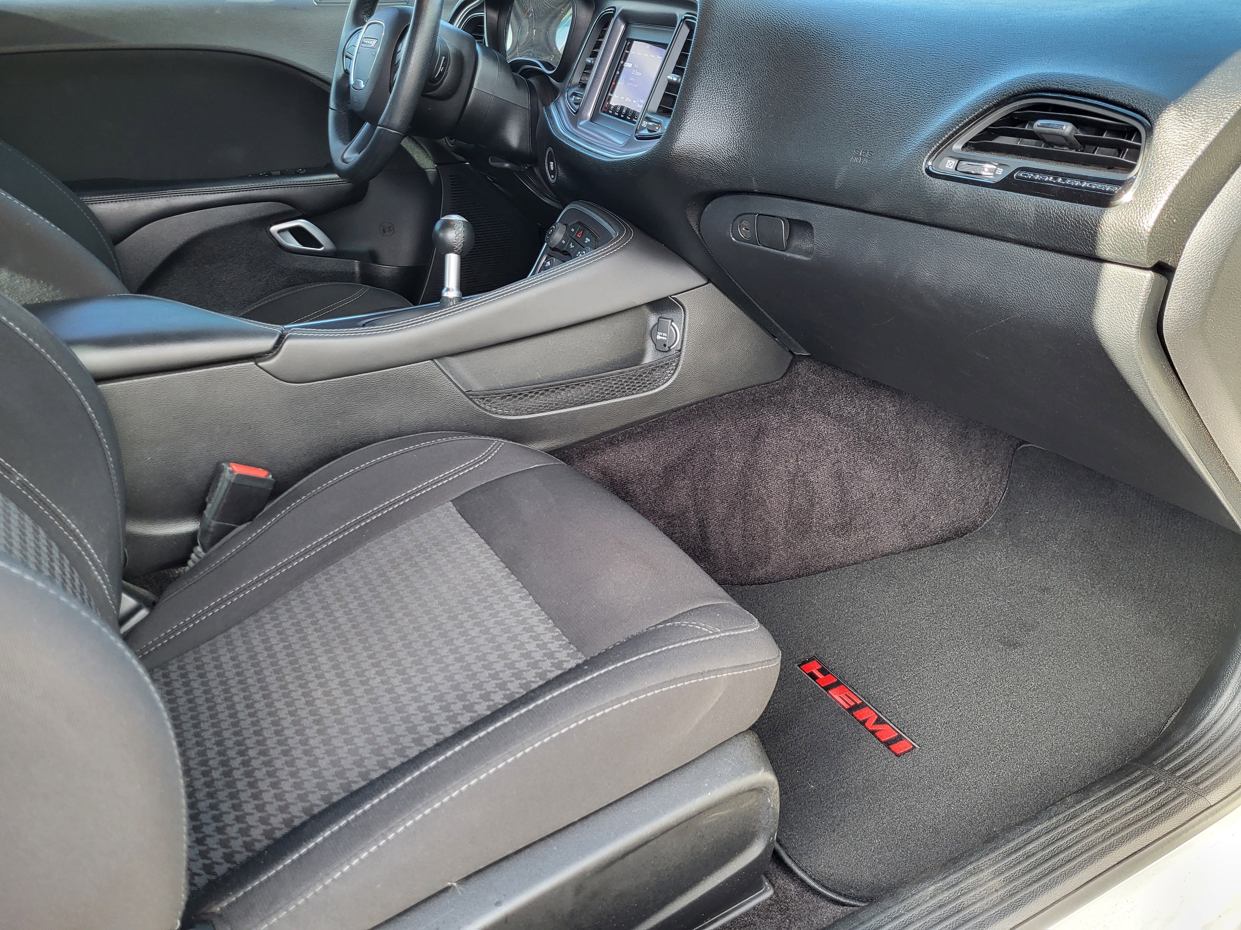 Used 2018 Dodge Challenger R/T w/ Blacktop Package image 15