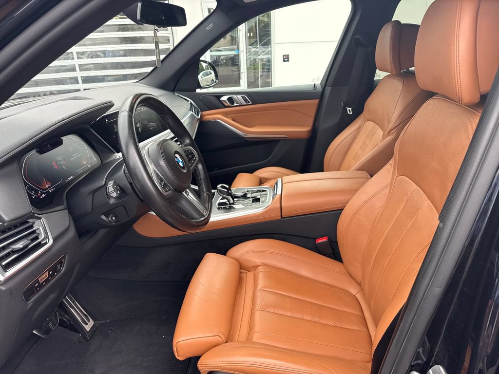 Used 2022 BMW X5 xDrive40i w/ M Sport Package AWD/4WD image 9