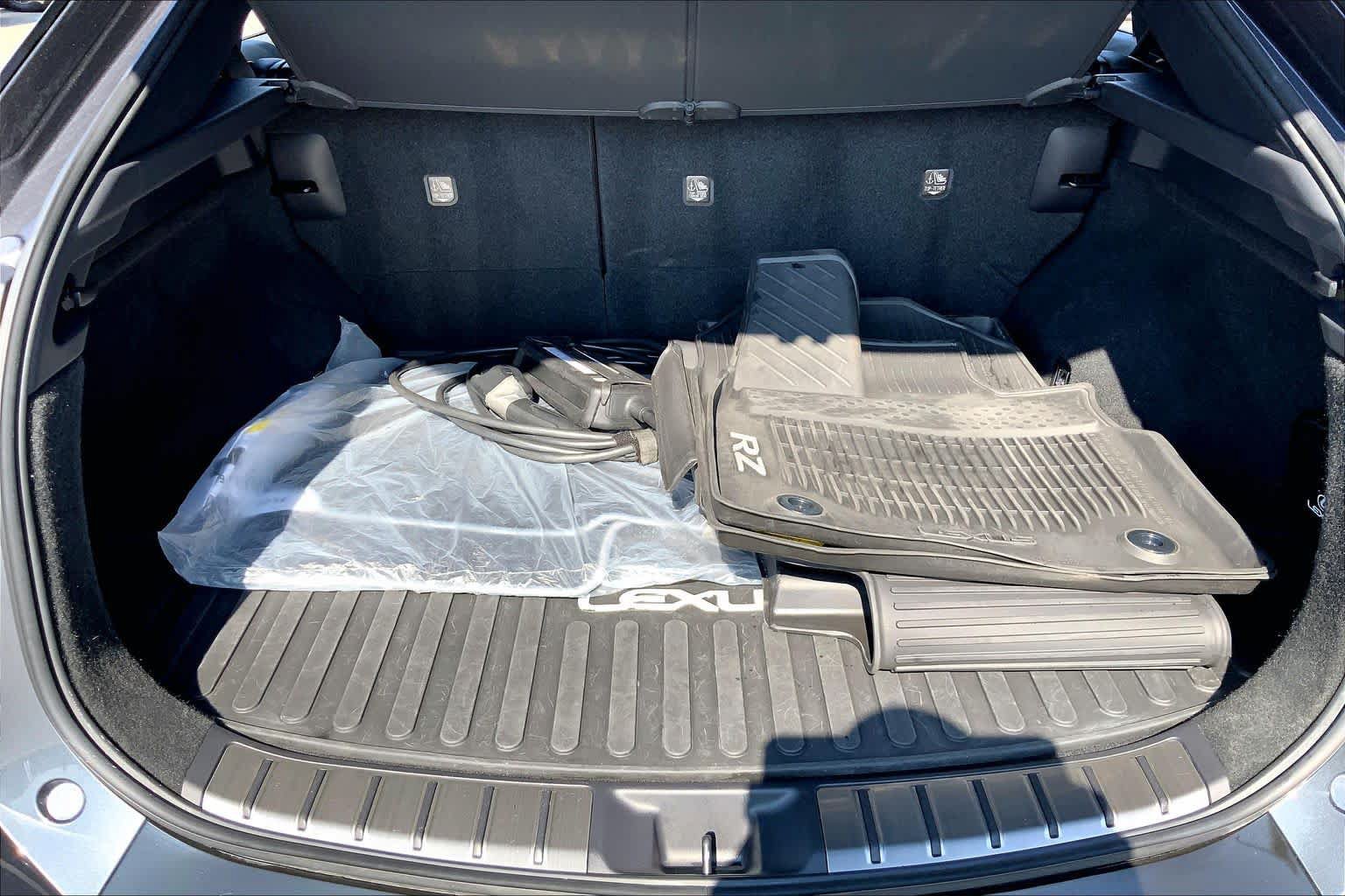 Used 2024 Lexus RZ 300e Premium w/ Accessory Package (2T) FWD image 9