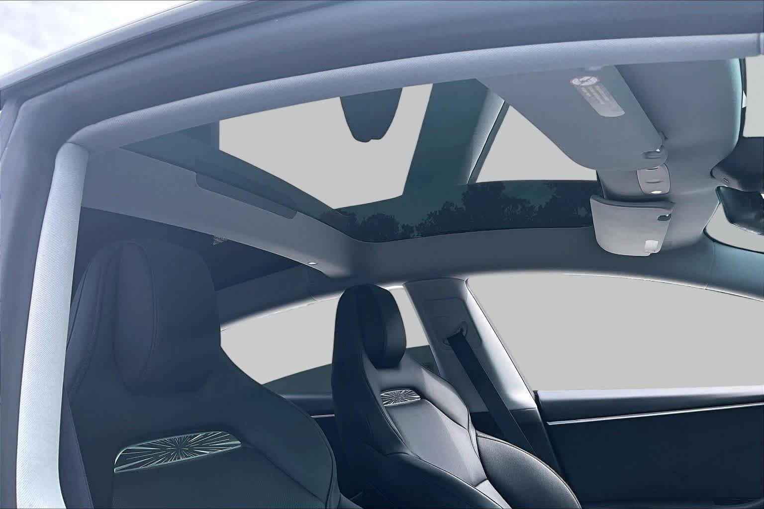 Used 2024 Tesla Model 3 Performance AWD/4WD image 12