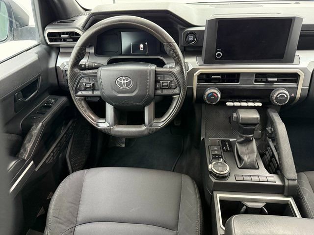 Used 2024 Toyota Tacoma SR5 AWD/4WD image 31