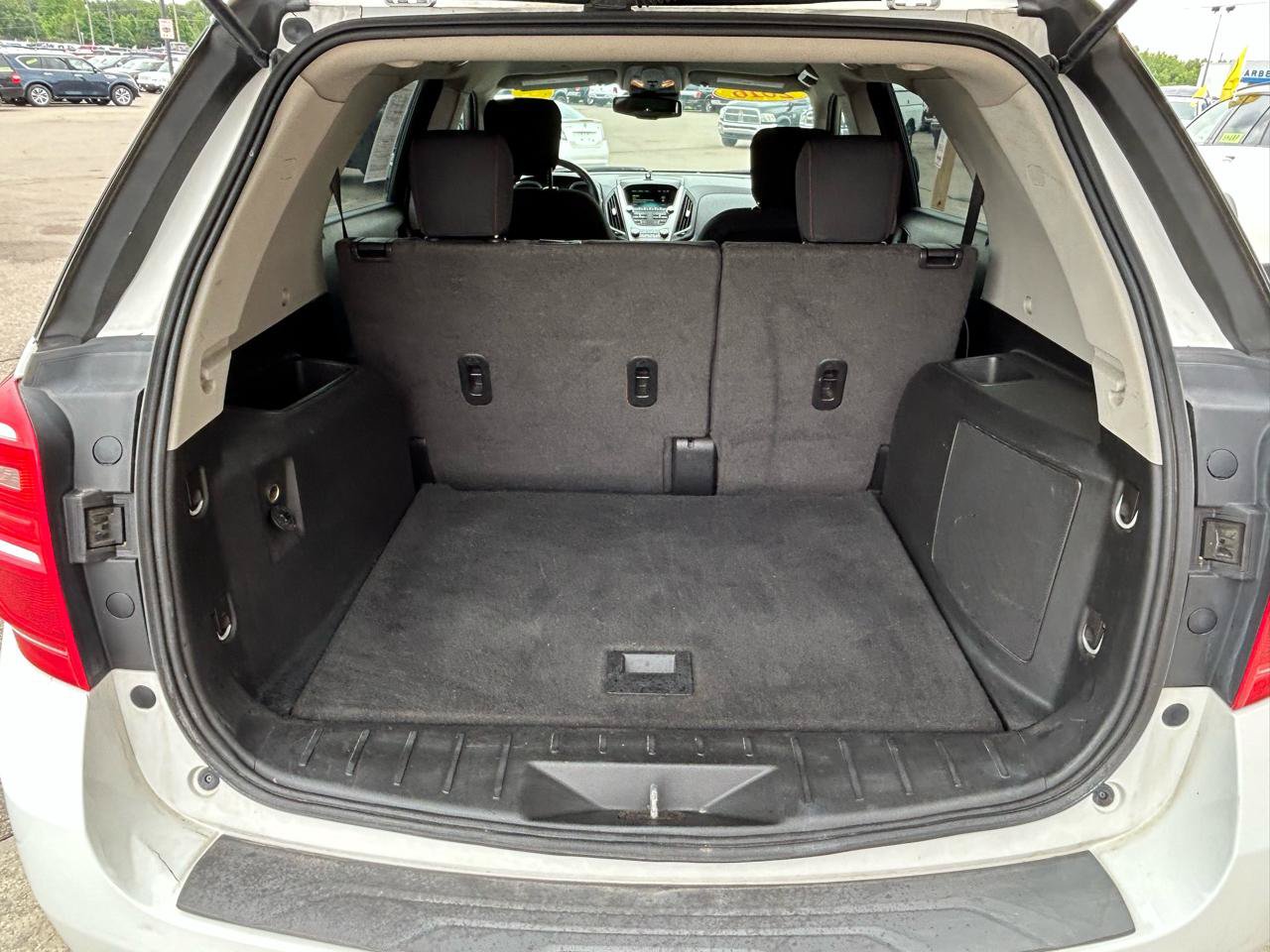 Used 2016 Chevrolet Equinox LS AWD/4WD image 17
