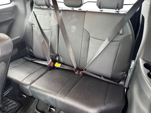 Used 2024 Toyota Sienna XSE w/ XSE Plus Package AWD/4WD image 11
