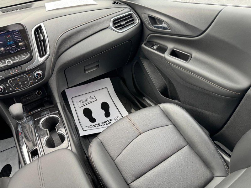 Used 2022 Chevrolet Equinox Premier w/ LPO, Floor Liner Package AWD/4WD image 15