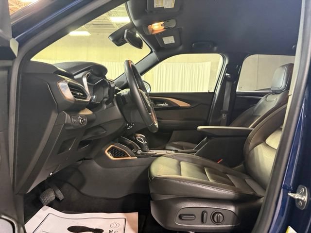 Used 2023 Chevrolet TrailBlazer ACTIV w/ Convenience Package AWD/4WD image 5