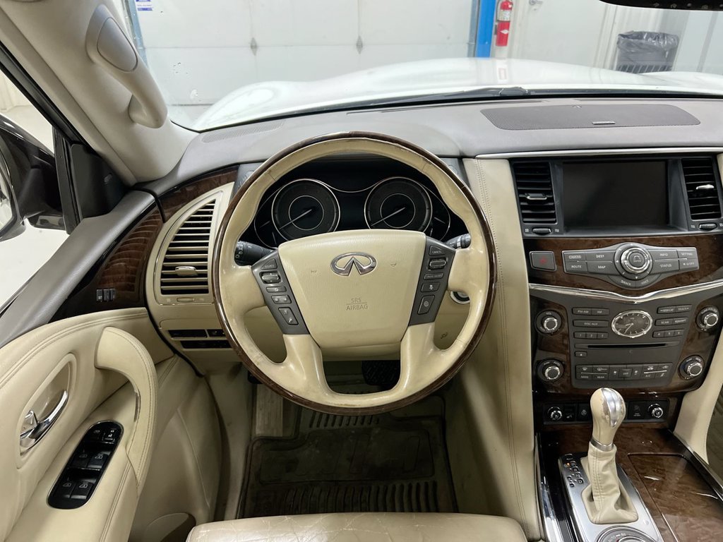Used 2011 INFINITI QX56 4WD w/ Deluxe Touring Pkg image 11