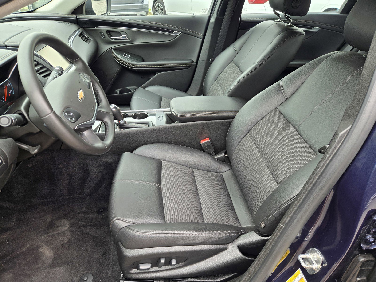 Used 2019 Chevrolet Impala LT image 14