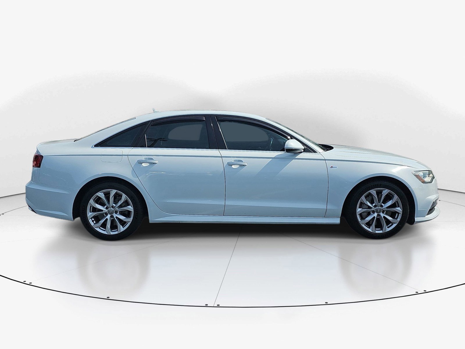 Used 2017 Audi A6 2.0T Premium Plus w/ Premium Plus Package AWD/4WD image 2