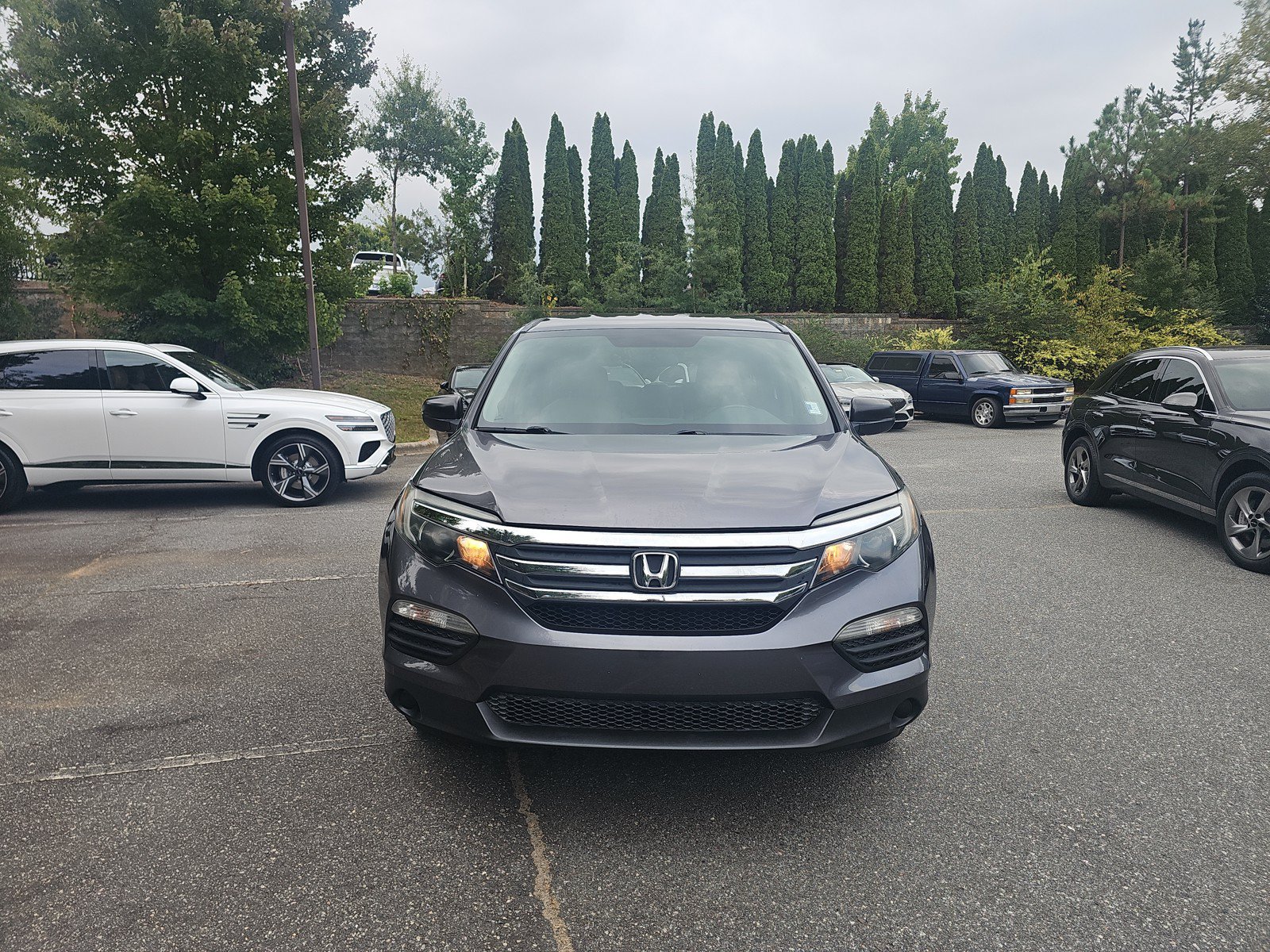 Used 2016 Honda Pilot LX image 2