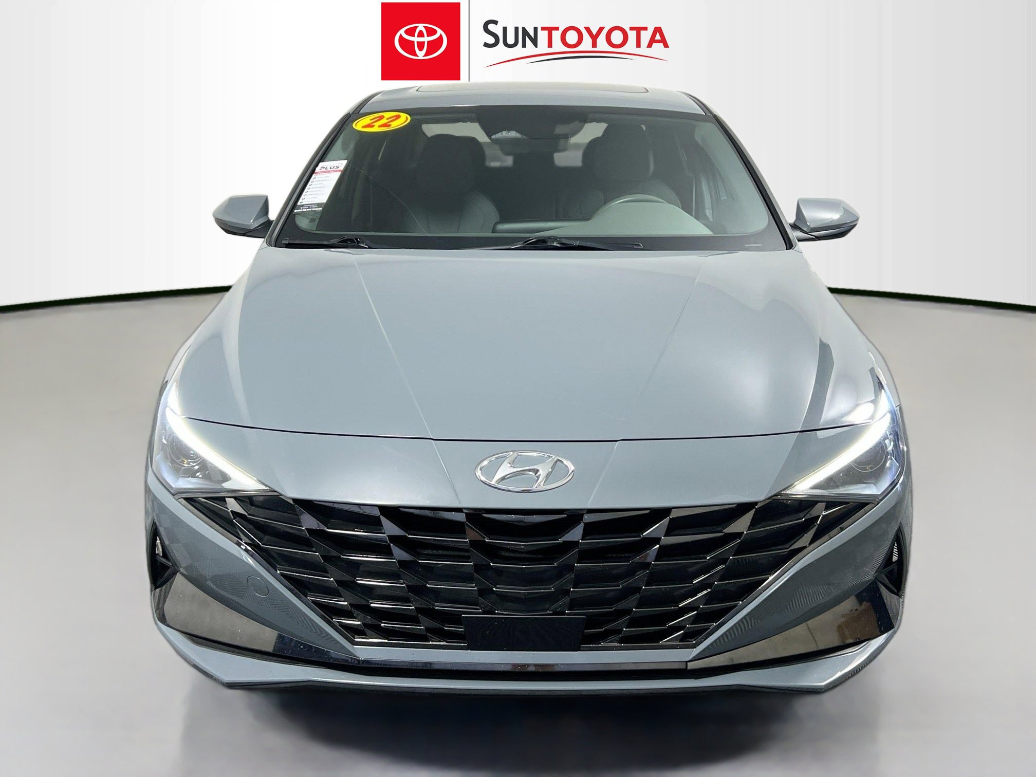 Used 2022 Hyundai Elantra SEL w/ Convenience + Premium Package image 10