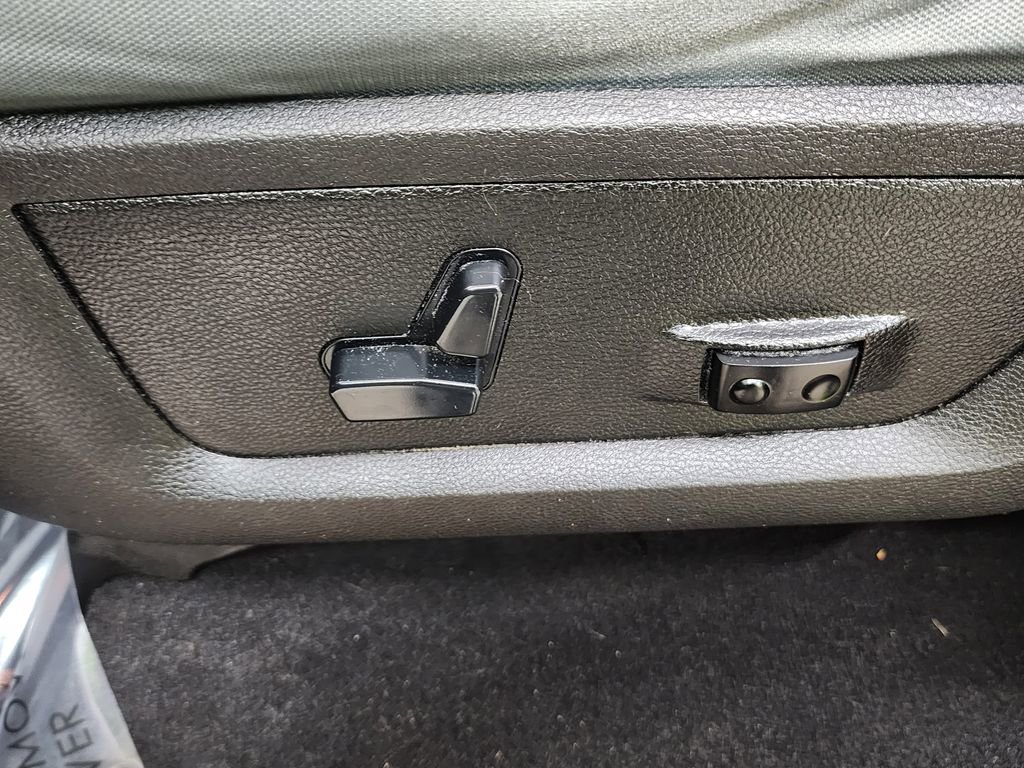 Used 2019 RAM 1500 Big Horn image 13