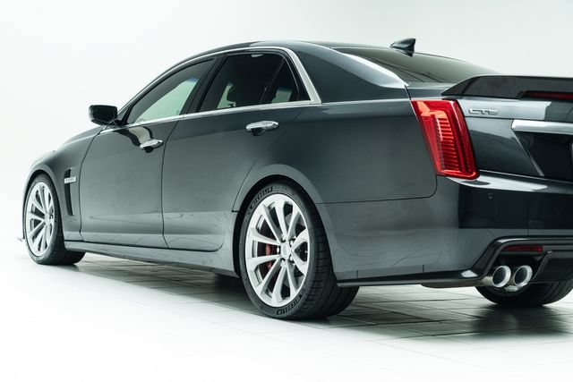Used 2018 Cadillac CTS V w/ Carbon Fiber Package RWD image 19